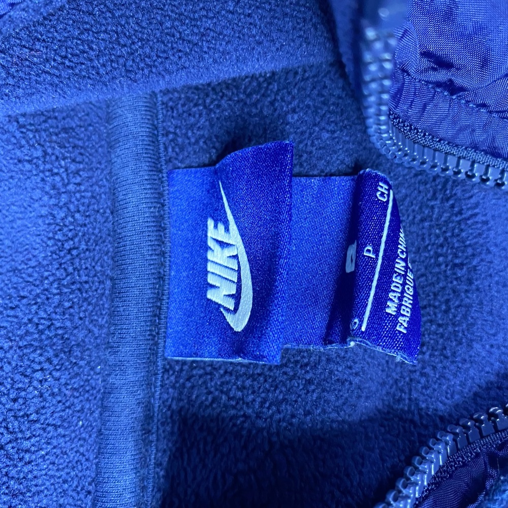 Nike jacket - Picture 2 of 6